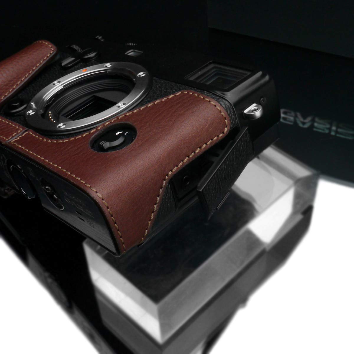 Amazon.com : Gariz XS-CHXP3BR Genuine Leather Half Case for Fuji X